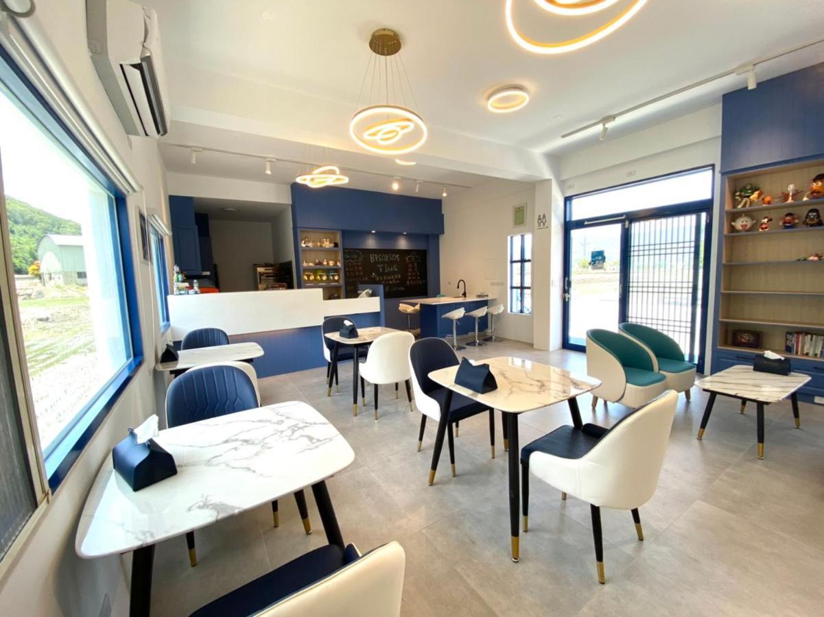 Blue And White Style Holiday B&B Guanshan Exterior photo